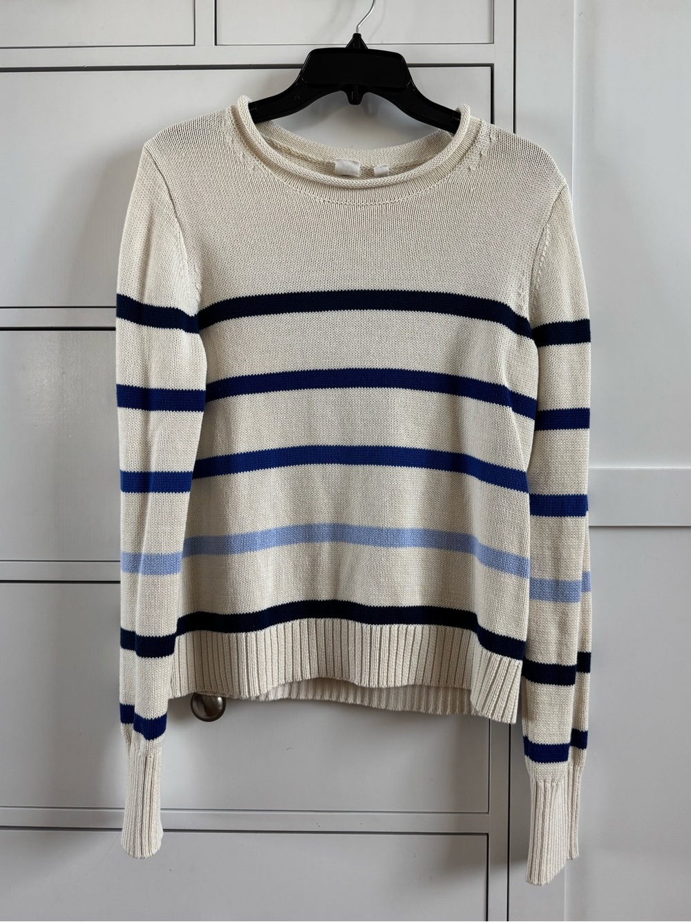 NWOT GAP striped crew neck sweater